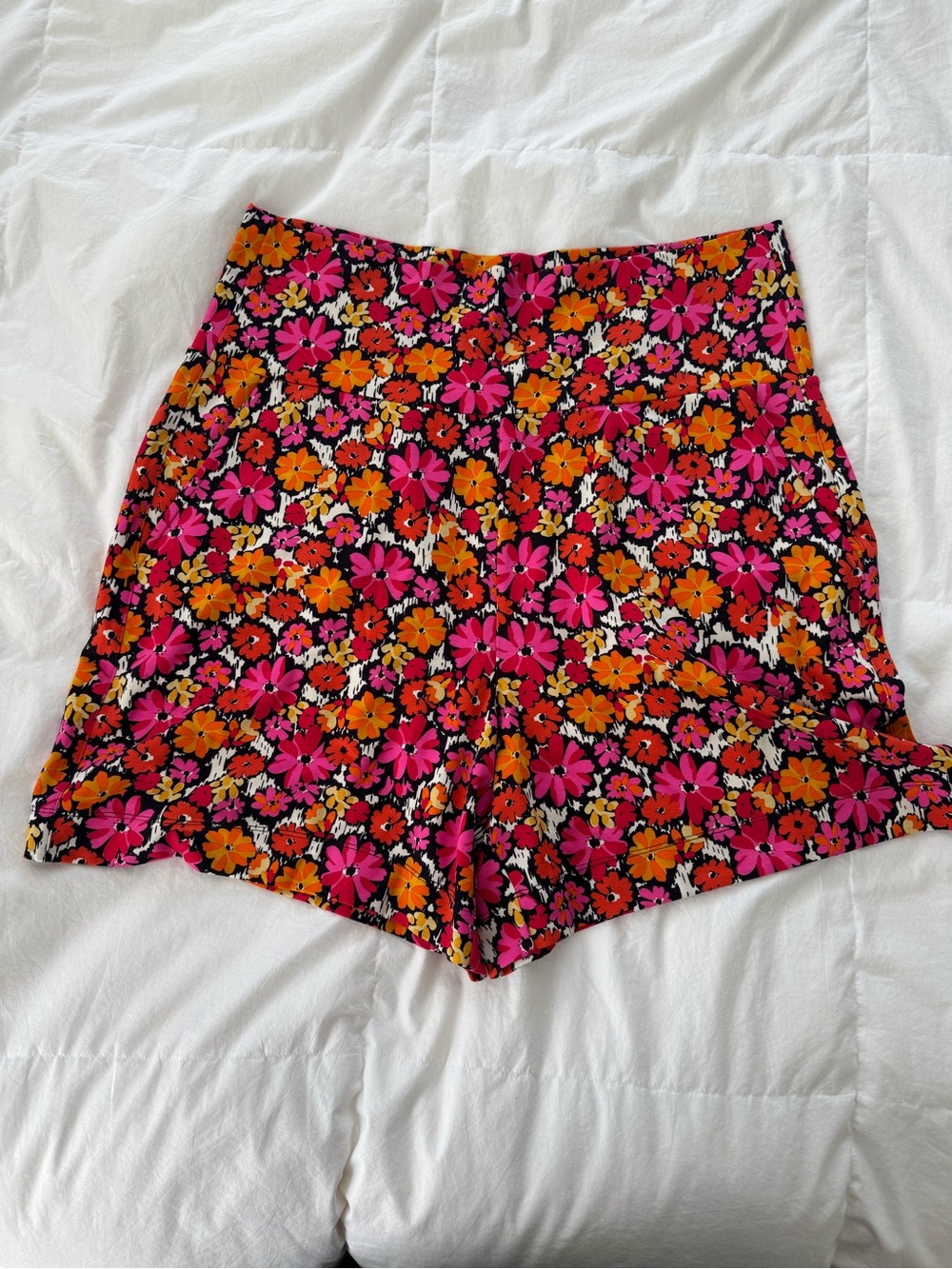 Cabi Floral High-Waist Women’s Shorts